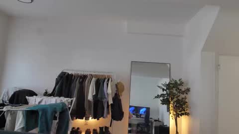 Peter Parker online show from March 9, 9:52 pm