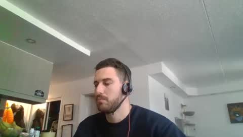         ttps VF8L9ABFMref wl share online show from December 6, 3:00 pm