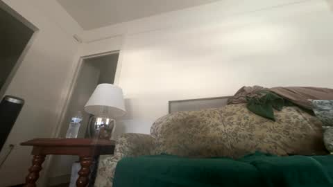 Snapshot of petersonkent6745 chatting on October 5, 11:35 pm petersonkent6745 online show from October 5, 11:35 pm