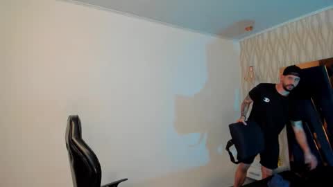 PETES EVANS new account online show from November 13, 11:14 pm