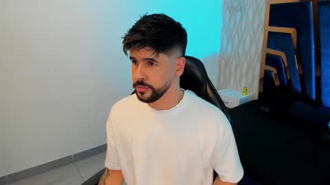 PETES EVANS new account online show from November 17, 11:10 pm