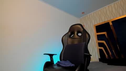 PETES EVANS new account online show from December 5, 6:00 am