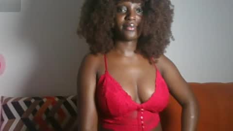 Snapshot of petite_asshley1 chatting on June 4, 4:51 am Ashley online show from June 4, 4:51 am