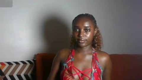 Snapshot of petite_asshley1 chatting on June 18, 2:21 pm Ashley online show from June 18, 2:21 pm