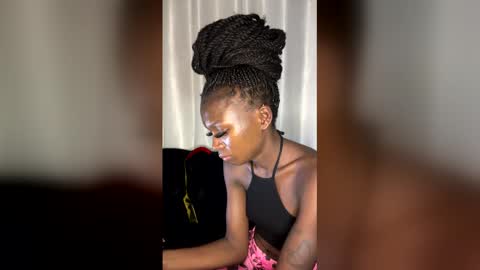 Snapshot of petite_divah254 chatting on February 28, 8:54 pm petite_divah254 online show from February 28, 8:54 pm