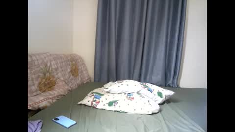 Snapshot of petite_funnie chatting on October 7, 6:38 pm petite_funnie online show from October 7, 6:38 pm