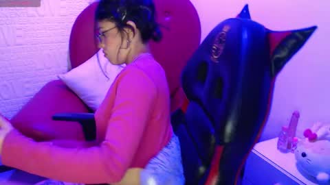 Melody online show from March 19, 2:21 pm