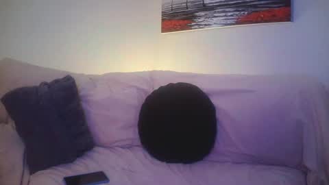 Snapshot of petite_treat_ chatting on February 2, 8:13 am petite treat online show from February 2, 8:13 am