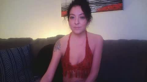 Snapshot of petite_treat_ chatting on March 12, 7:24 am petite treat online show from March 12, 7:24 am