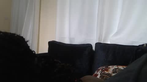 Snapshot of petiteblackjuicy chatting on May 9, 9:36 am Amara online show from May 9, 9:36 am