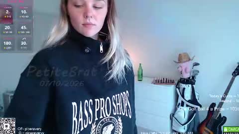 PiperAvery online show from July 10, 3:03 pm