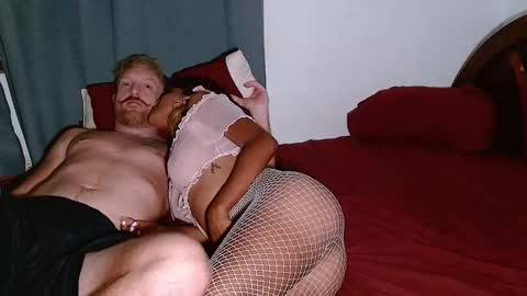 Snapshot of petitebubblegum chatting on February 21, 1:33 am Caramel princesa online show from February 21, 1:33 am