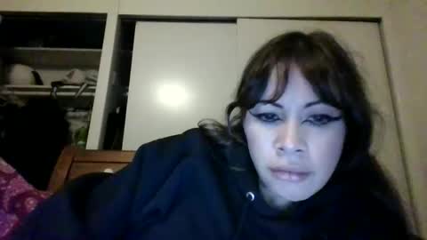 Snapshot of petitedoll30 chatting on December 16, 6:53 am Petitedoll30 online show from December 16, 6:53 am
