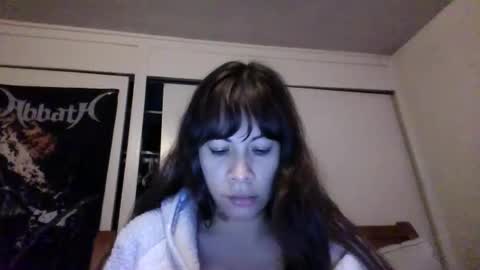 Snapshot of petitedoll30 chatting on December 17, 4:45 am Petitedoll30 online show from December 17, 4:45 am