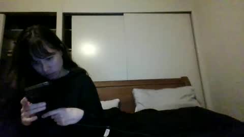 Snapshot of petitedoll30 chatting on December 19, 6:01 am Petitedoll30 online show from December 19, 6:01 am
