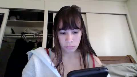Snapshot of petitedoll30 chatting on December 20, 10:00 pm Petitedoll30 online show from December 20, 10:00 pm