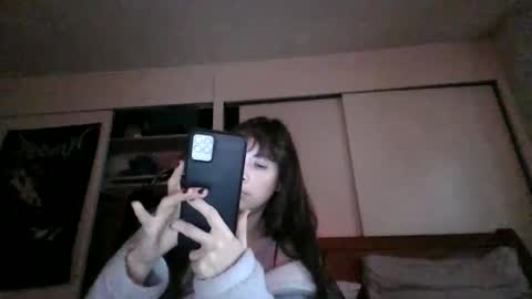 Snapshot of petitedoll30 chatting on December 29, 12:30 am Petitedoll30 online show from December 29, 12:30 am