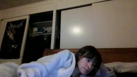 Snapshot of petitedoll30 chatting on December 31, 5:00 am Petitedoll30 online show from December 31, 5:00 am
