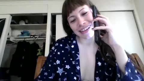Snapshot of petitedoll30 chatting on January 6, 10:37 pm Petitedoll30 online show from January 6, 10:37 pm