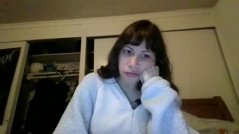 Snapshot of petitedoll30 chatting on January 12, 5:56 am Petitedoll30 online show from January 12, 5:56 am