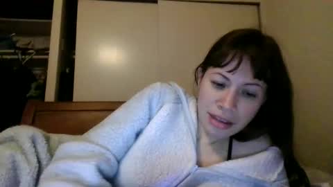 Snapshot of petitedoll30 chatting on January 14, 6:45 am Petitedoll30 online show from January 14, 6:45 am