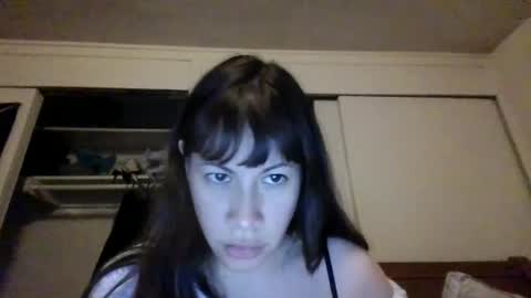 Snapshot of petitedoll30 chatting on January 22, 2:26 am Petitedoll30 online show from January 22, 2:26 am
