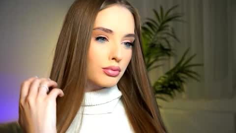 Petitegonwiild online show from September 15, 7:58 pm