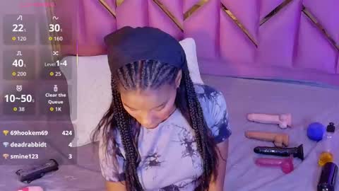 little sharon online show from November 8, 3:18 am