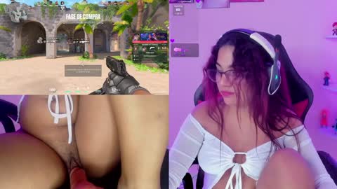 Snapshot of petitesofia_ chatting on January 5, 11:12 pm Sofia online show from January 5, 11:12 pm