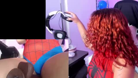 Snapshot of petitesofia_ chatting on September 28, 5:29 pm Sofia online show from September 28, 5:29 pm