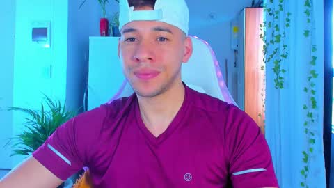 Snapshot of petter_coleman chatting on February 22, 7:56 pm Petter Coleman online show from February 22, 7:56 pm