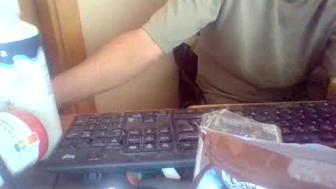 peyo873996 online show from May 24, 7:24 am