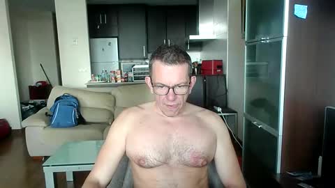 Alex  online show from February 3, 3:06 pm