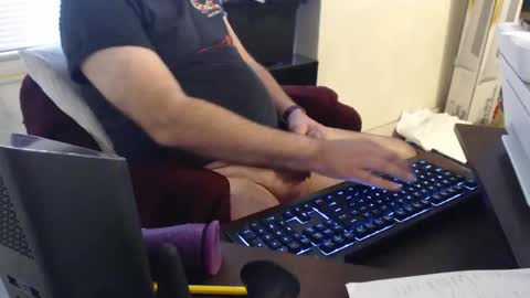 Snapshot of pghhorny2 chatting on December 26, 3:53 pm pghhorny2 online show from December 26, 3:53 pm