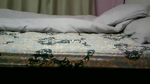 pglsmmm online show from January 18, 4:44 pm