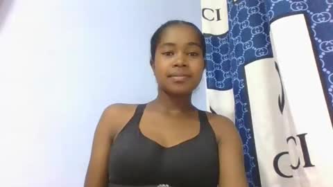 Snapshot of phania185885 chatting on February 24, 6:06 pm phania185885 online show from February 24, 6:06 pm