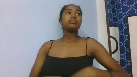 Snapshot of phania185885 chatting on March 1, 8:05 am phania185885 online show from March 1, 8:05 am