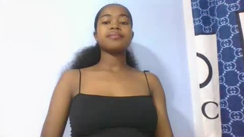 phania185885 online show from March 2, 4:14 am