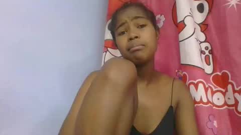 phania185885 online show from May 23, 5:34 am