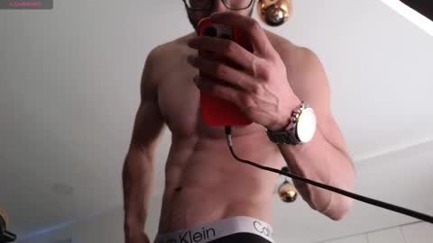 phantom_bigger1 online show from December 5, 2:14 pm