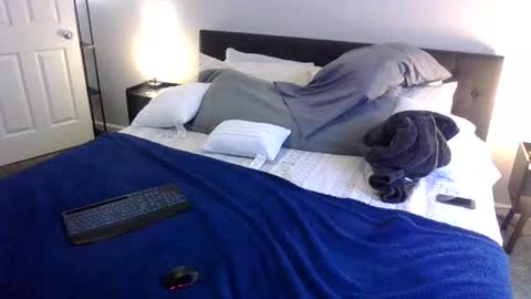 PhatAssBlond online show from December 19, 5:29 pm