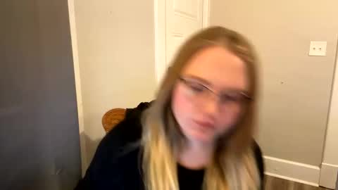 PhatAssBlond online show from January 20, 10:37 pm