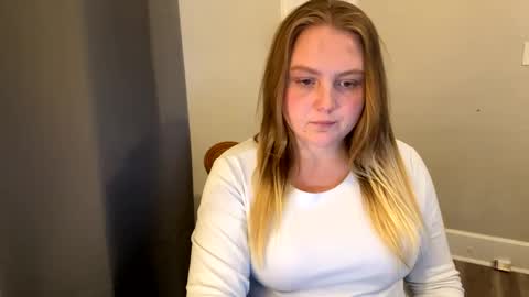 PhatAssBlond online show from January 25, 8:42 pm