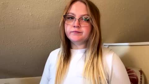 PhatAssBlond online show from February 1, 6:29 pm