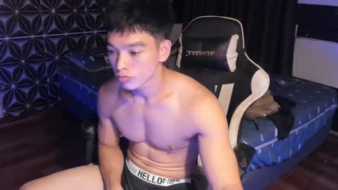 AJ online show from February 11, 3:18 pm