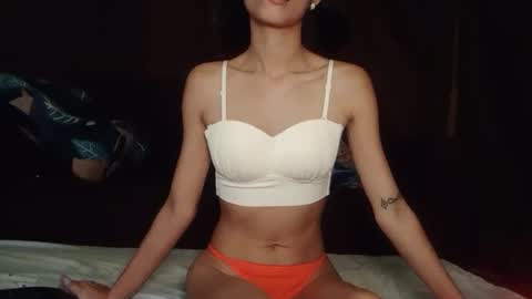 Snapshot of philippinas_white_man chatting on October 14, 5:36 pm Online at weekends Friday to Sunday online show from October 14, 5:36 pm