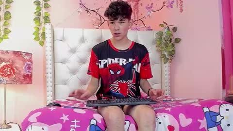 PHILLIP online show from February 11, 9:31 pm