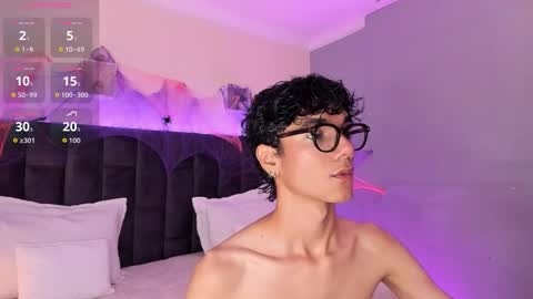 Phillip online show from October 20, 9:15 pm