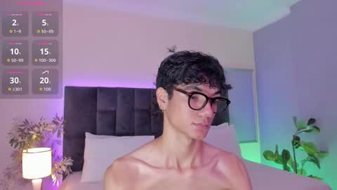 Phillip online show from December 16, 12:04 am