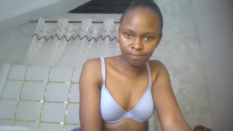 phoebe online show from February 16, 8:05 pm